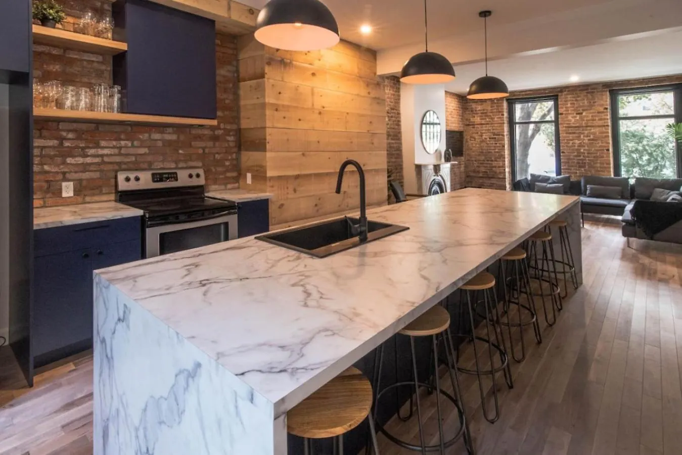Chateau Deluxe // Vieux-Quebec, Enorme Maison 0*, Κεμπέκ