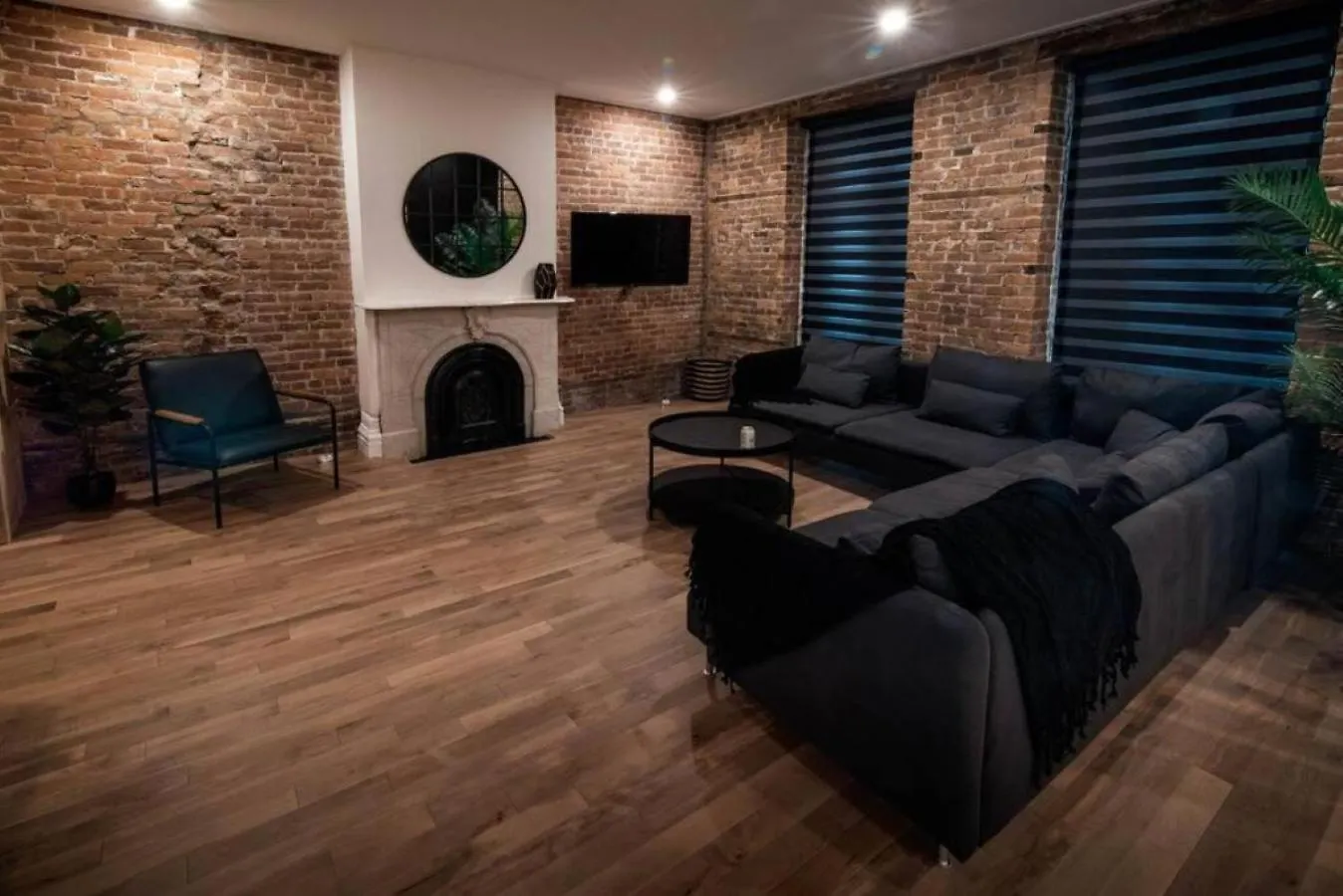 Chateau Deluxe // Vieux-Quebec, Enorme Maison 0*,  Kanada